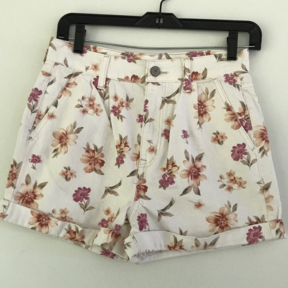 White Floral Women's Cotton Shorts